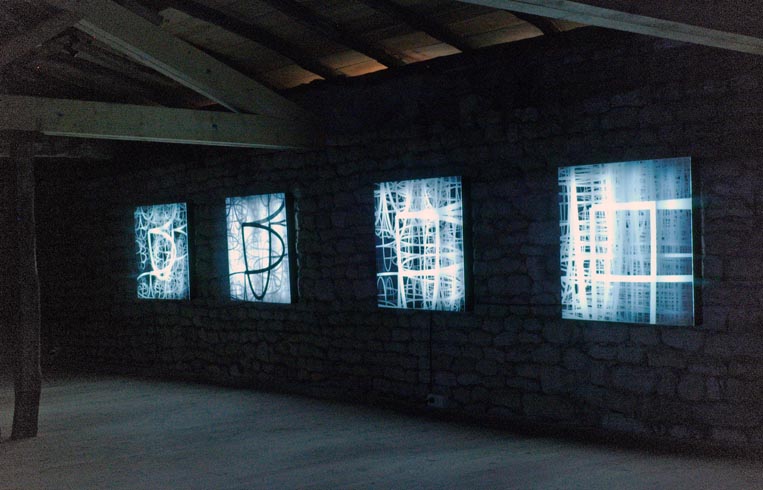 Post_Belaga (Square), 2003-2004 / Château de Linardie, Senouillac, FR / Lenticular mounted on light box, 0.90 x 0.90 m each