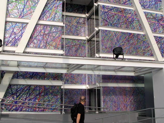Mikado_Xplosion, 2008 / Itau Cultural, Sao Paulo, BR / Site specific print installation, 22 x 15 m
