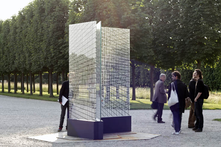 Site-specific Installation, 3 printed glass panels, 1.20 x 2.80 m (each panel) / Domaine national de Saint-Germain-en-Laye, FR