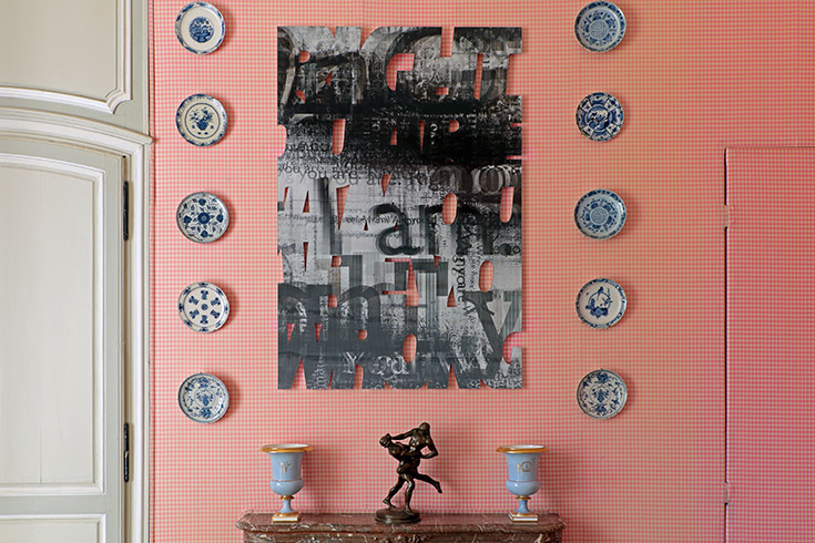 RightRong, 2020 / Exhibition view, Chateau d’Aunoy, FR / Lenticular print on cut aluminum composite, 1.10 × 1.60 m