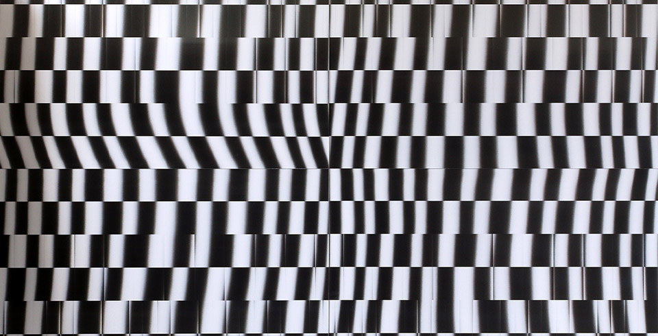 Post-Digital Grid, 2015 / Lenticular print on aluminum composite, 2.20 × 2.20 m (4 panels)