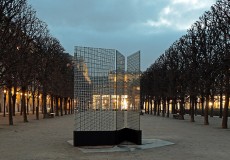     Pascal Dombis, the artist & Gil Percal, the architect, have collaborated on a large printed glass installation Perspectives Inversées (Inverted Perspectives) that explores the ideas of perspective, viewpoint […]