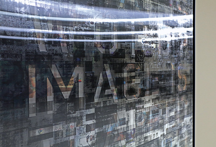 Meta-Google, 2017 / Consciência Cibernética ?, Itaú Cultural, São Paulo, BR / Lenticular print on cut black aluminum composite, 1.10 × 1.80 m (each panel)