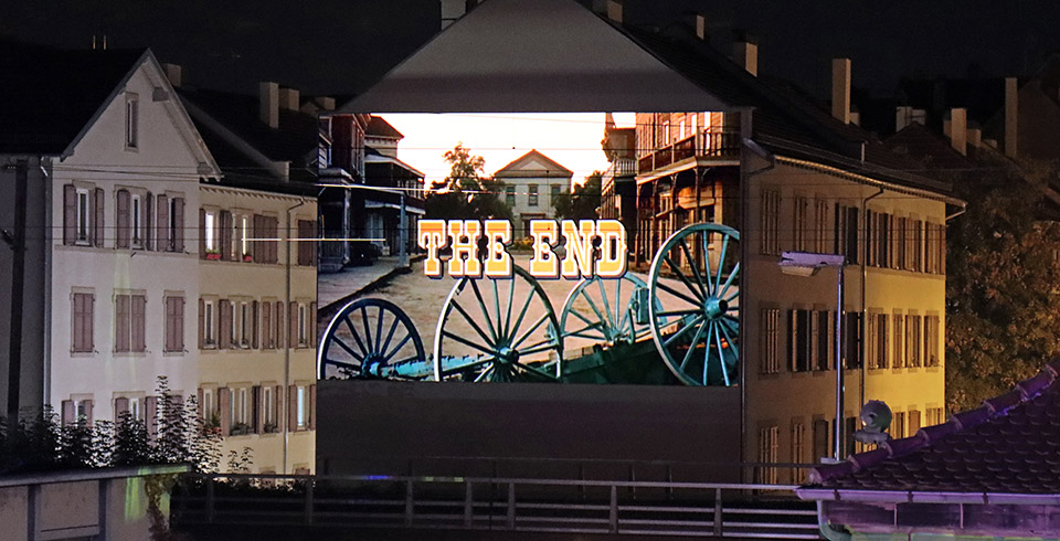 The End(less), 2022 / Ososphere, Strasbourg, FR / Algorithmically composed film installation / Video software: Claude Micheli