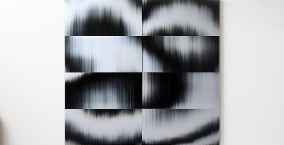 Post-Digital Mirror (K Remix) (X2), 2023 / Lenticular print on aluminum composite / 1.80 x 1.80 m