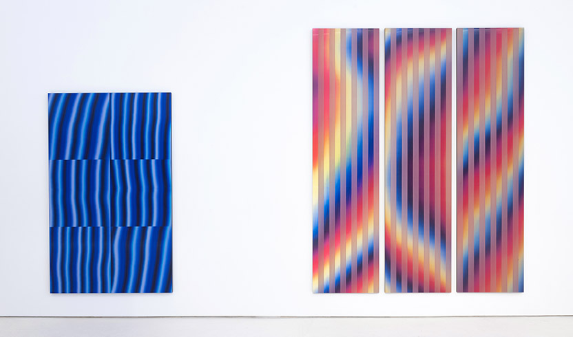 Post-Digital Blue (R2), 2019 / Lenticular print aluminum composite, 1.10 × 1.80 m / Post-Digital Stripes, 2021 / Varnish on lenticular print, 1.90 × 2.40 m total (3 panels, 0.60 × 2.40 m each)