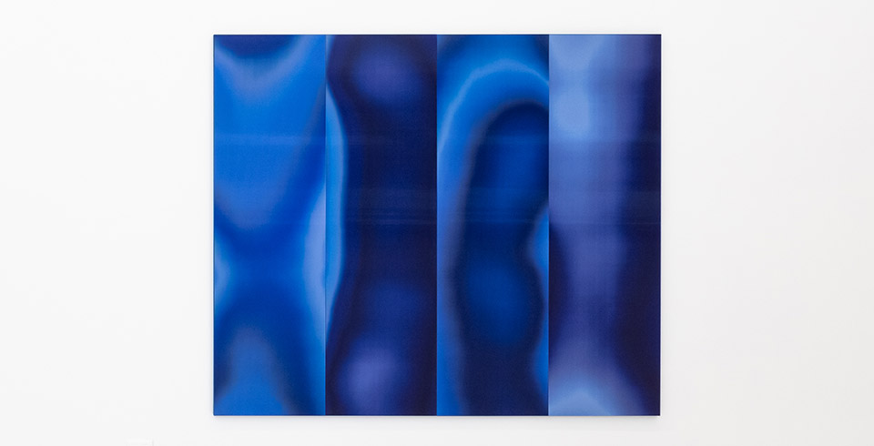 Post-Digital Blue, 2020, Lenticular print on aluminum composite, 2.10 × 1.80 m / Exhibition view, Spin Machine, Dan Galeria, São Paulo, 2024